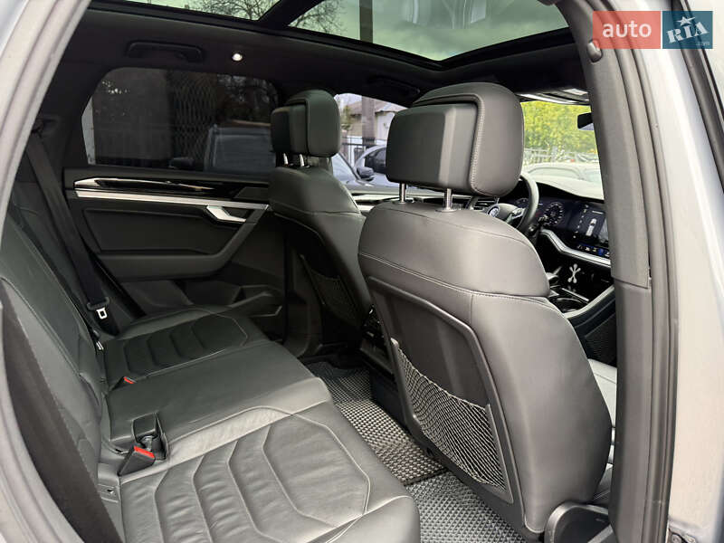 Внедорожник / Кроссовер Volkswagen Touareg 2018 в Полтаве фото 43 Внедорожник / Кроссовер Volkswagen Touareg 2018 в Полтаве