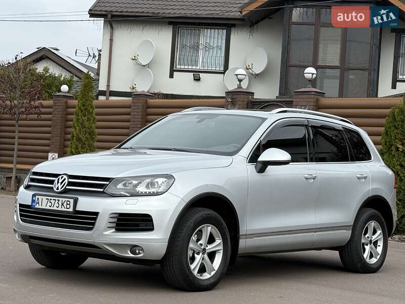 Позашляховик / Кросовер Volkswagen Touareg 2012 в Києві фото 10 Позашляховик / Кросовер Volkswagen Touareg 2012 в Києві