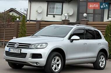 Внедорожник / Кроссовер Volkswagen Touareg 2012 в 