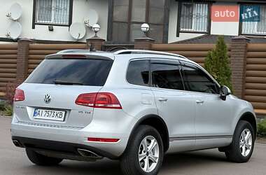 Внедорожник / Кроссовер Volkswagen Touareg 2012 в 