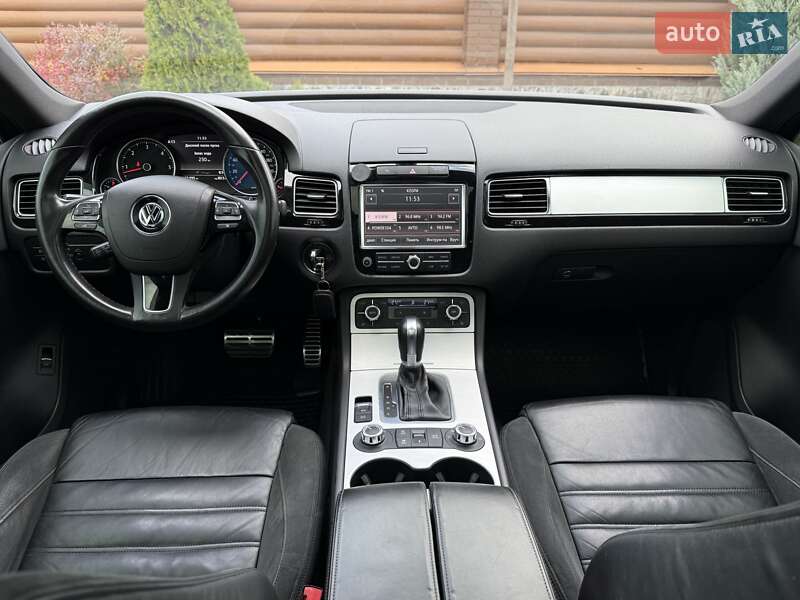 Позашляховик / Кросовер Volkswagen Touareg 2012 в Києві фото 62 Позашляховик / Кросовер Volkswagen Touareg 2012 в Києві