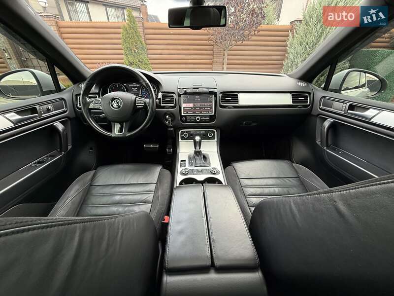 Позашляховик / Кросовер Volkswagen Touareg 2012 в Києві фото 67 Позашляховик / Кросовер Volkswagen Touareg 2012 в Києві