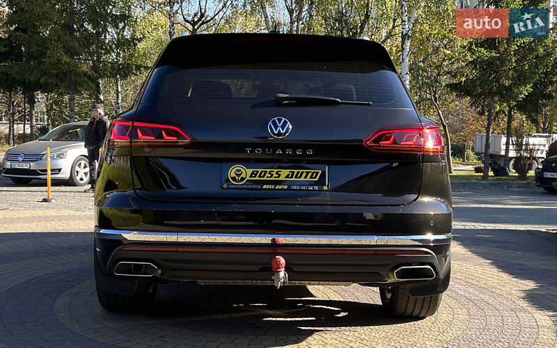 Позашляховик / Кросовер Volkswagen Touareg 2021 в Львові