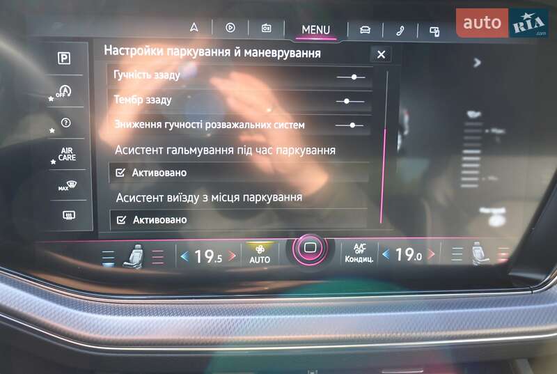 Позашляховик / Кросовер Volkswagen Touareg 2022 в Одесі