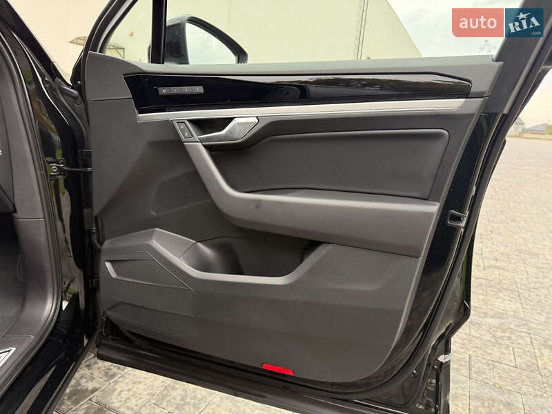 Внедорожник / Кроссовер Volkswagen Touareg 2022 в Луцке фото 43 Внедорожник / Кроссовер Volkswagen Touareg 2022 в Луцке