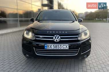 Внедорожник / Кроссовер Volkswagen Touareg 2010 в 