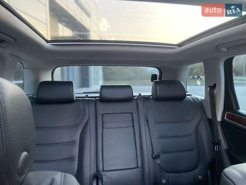 Внедорожник / Кроссовер Volkswagen Touareg 2010 в Хмельницком фото 60 Внедорожник / Кроссовер Volkswagen Touareg 2010 в Хмельницком