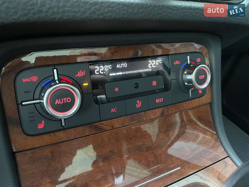 Внедорожник / Кроссовер Volkswagen Touareg 2010 в Хмельницком фото 47 Внедорожник / Кроссовер Volkswagen Touareg 2010 в Хмельницком