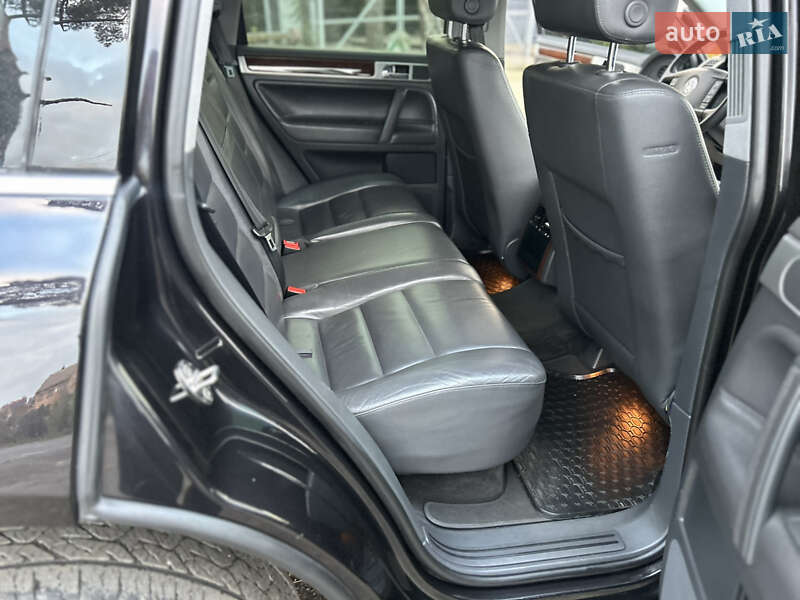 Позашляховик / Кросовер Volkswagen Touareg 2007 в Вінниці