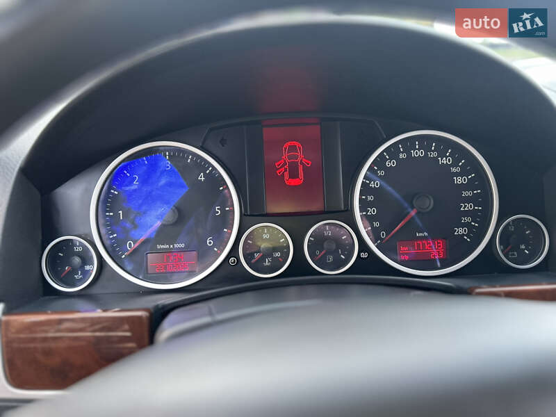 Позашляховик / Кросовер Volkswagen Touareg 2007 в Вінниці