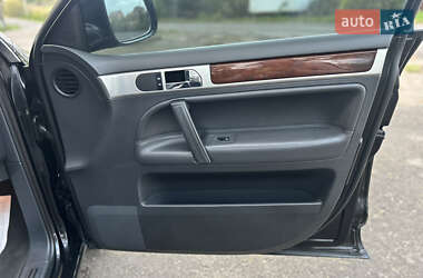 Внедорожник / Кроссовер Volkswagen Touareg 2007 в 