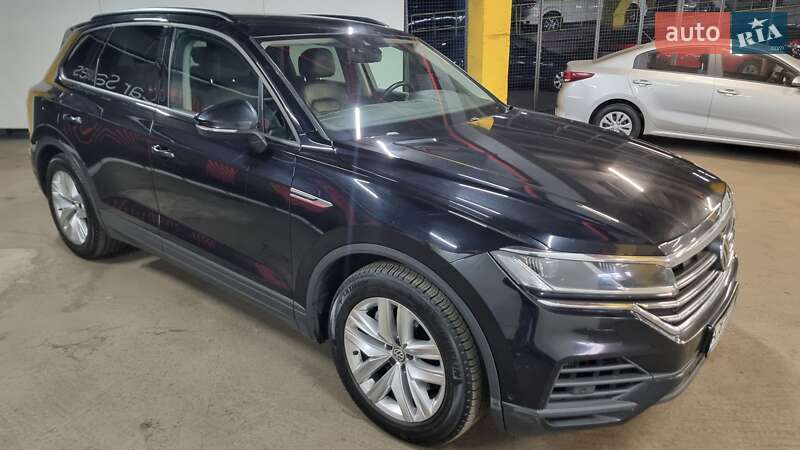 Позашляховик / Кросовер Volkswagen Touareg 2019 в Києві фото 6 Позашляховик / Кросовер Volkswagen Touareg 2019 в Києві