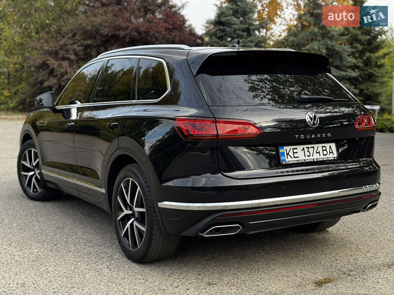 Внедорожник / Кроссовер Volkswagen Touareg 2021 в Днепре