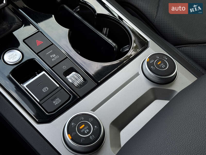 Внедорожник / Кроссовер Volkswagen Touareg 2021 в Днепре