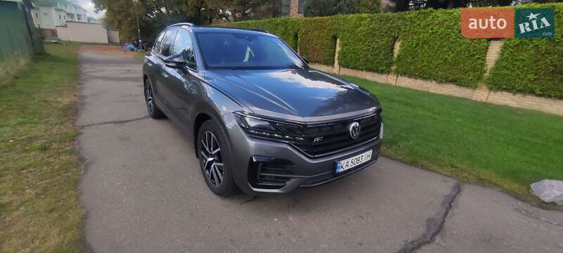 Внедорожник / Кроссовер Volkswagen Touareg 2021 в Козине