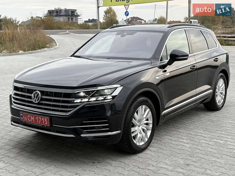 Внедорожник / Кроссовер Volkswagen Touareg 2019 в Львове