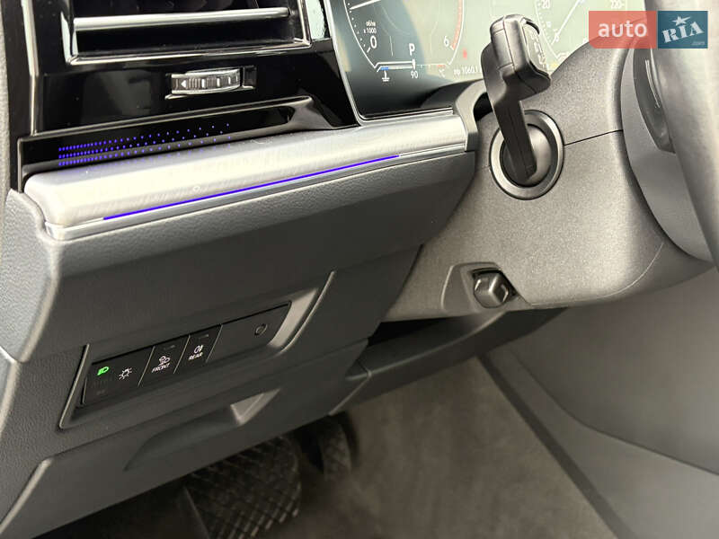 Внедорожник / Кроссовер Volkswagen Touareg 2019 в Львове