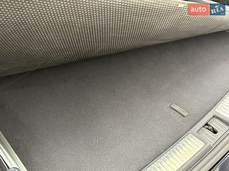 Внедорожник / Кроссовер Volkswagen Touareg 2019 в Львове