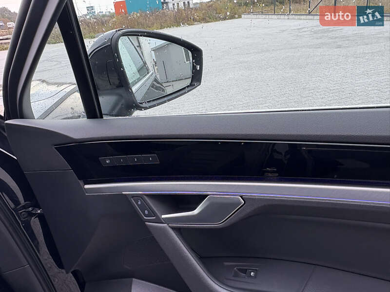 Внедорожник / Кроссовер Volkswagen Touareg 2019 в Львове