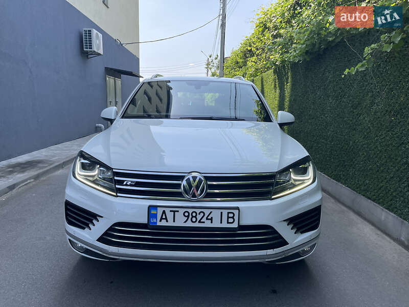 Внедорожник / Кроссовер Volkswagen Touareg 2018 в Киеве фото 3 Внедорожник / Кроссовер Volkswagen Touareg 2018 в Киеве