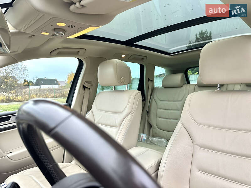 Внедорожник / Кроссовер Volkswagen Touareg 2014 в Киеве фото 21 Внедорожник / Кроссовер Volkswagen Touareg 2014 в Киеве