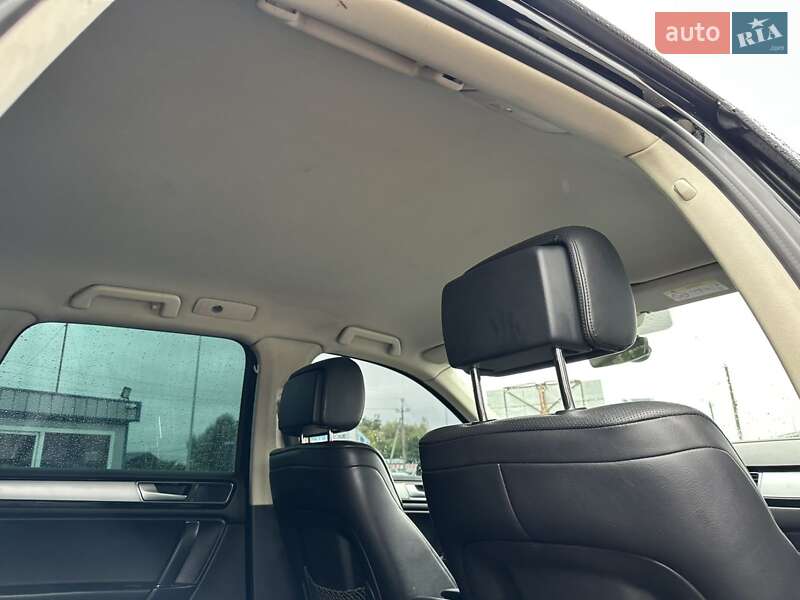 Внедорожник / Кроссовер Volkswagen Touareg 2017 в Тернополе