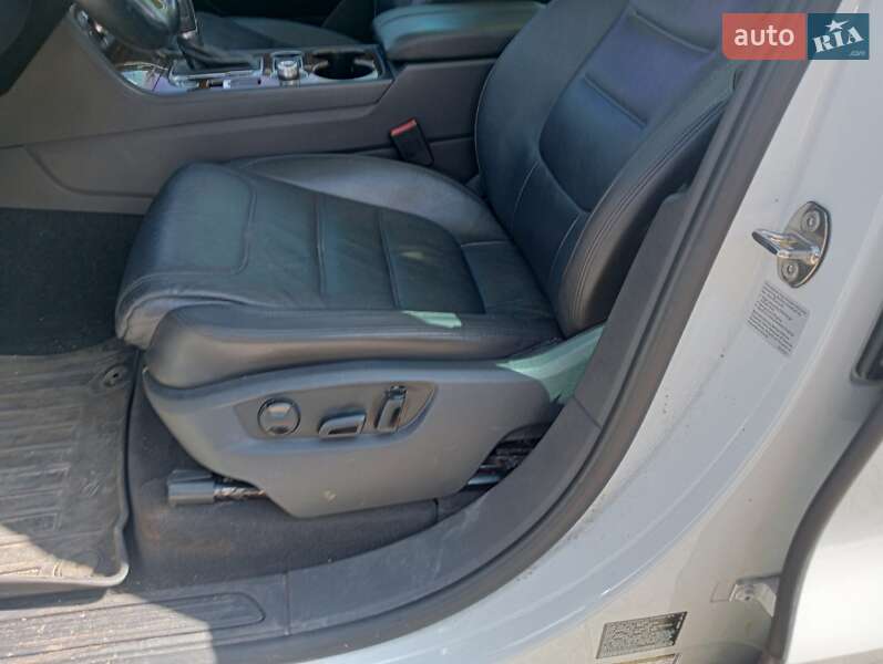 Позашляховик / Кросовер Volkswagen Touareg 2014 в Шепетівці