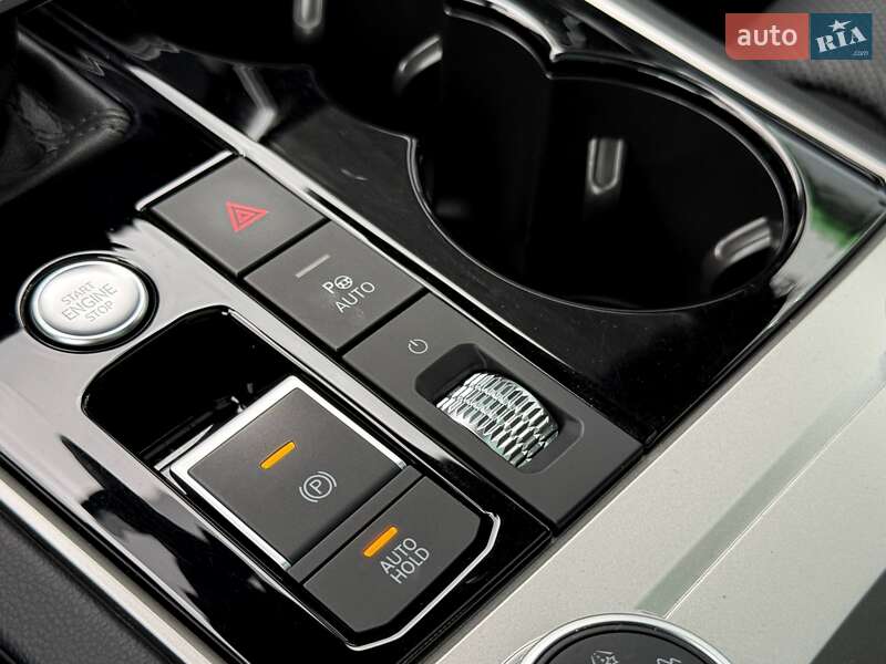 Позашляховик / Кросовер Volkswagen Touareg 2021 в Києві фото 28 Позашляховик / Кросовер Volkswagen Touareg 2021 в Києві