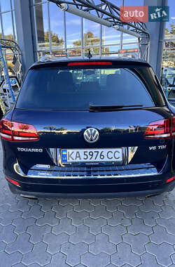 Внедорожник / Кроссовер Volkswagen Touareg 2013 в 