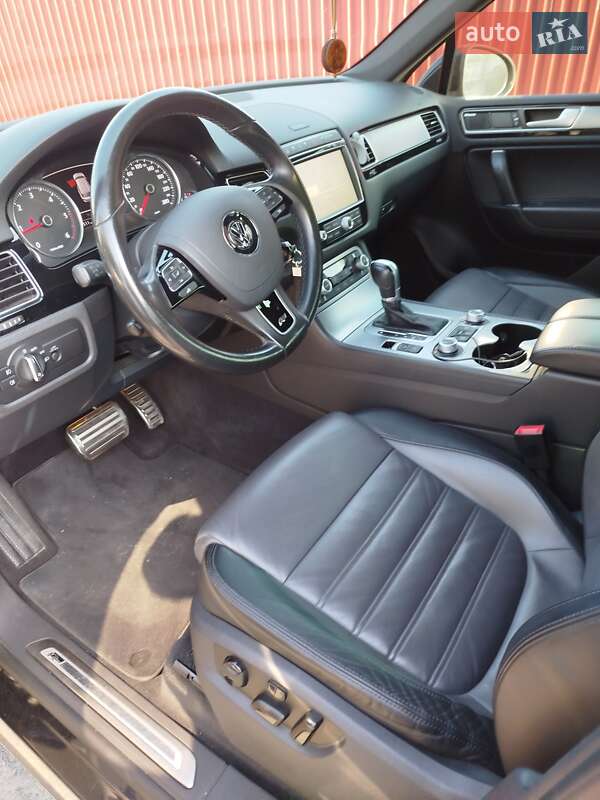 Внедорожник / Кроссовер Volkswagen Touareg 2015 в Романове фото 7 Внедорожник / Кроссовер Volkswagen Touareg 2015 в Романове