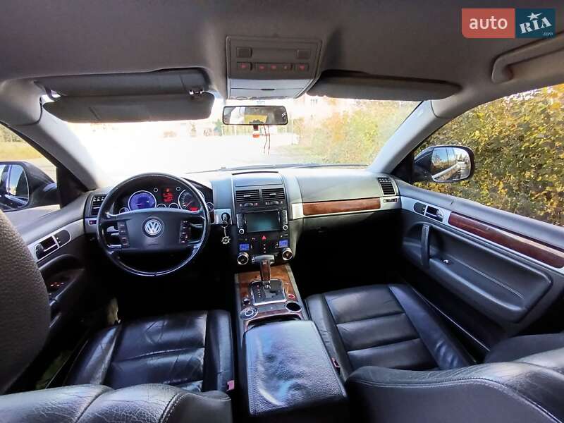 Внедорожник / Кроссовер Volkswagen Touareg 2004 в Городке фото 3 Внедорожник / Кроссовер Volkswagen Touareg 2004 в Городке
