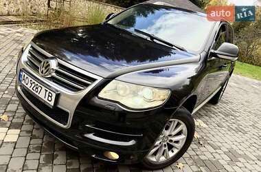 Внедорожник / Кроссовер Volkswagen Touareg 2009 в Тячеве