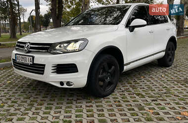 Внедорожник / Кроссовер Volkswagen Touareg 2012 в Мукачево