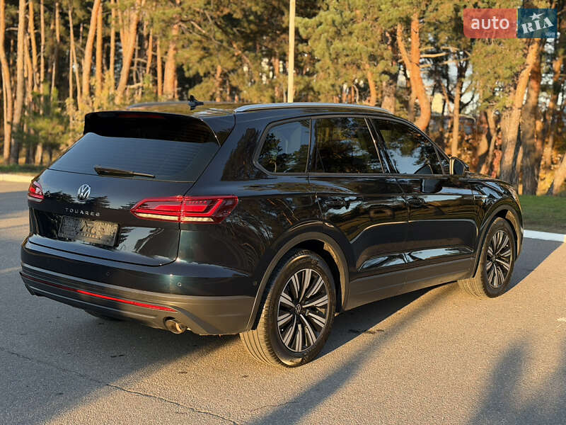 Позашляховик / Кросовер Volkswagen Touareg 2021 в Києві фото 15 Позашляховик / Кросовер Volkswagen Touareg 2021 в Києві