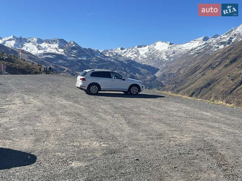 Внедорожник / Кроссовер Volkswagen Touareg 2016 в Белой Церкви фото 10 Внедорожник / Кроссовер Volkswagen Touareg 2016 в Белой Церкви