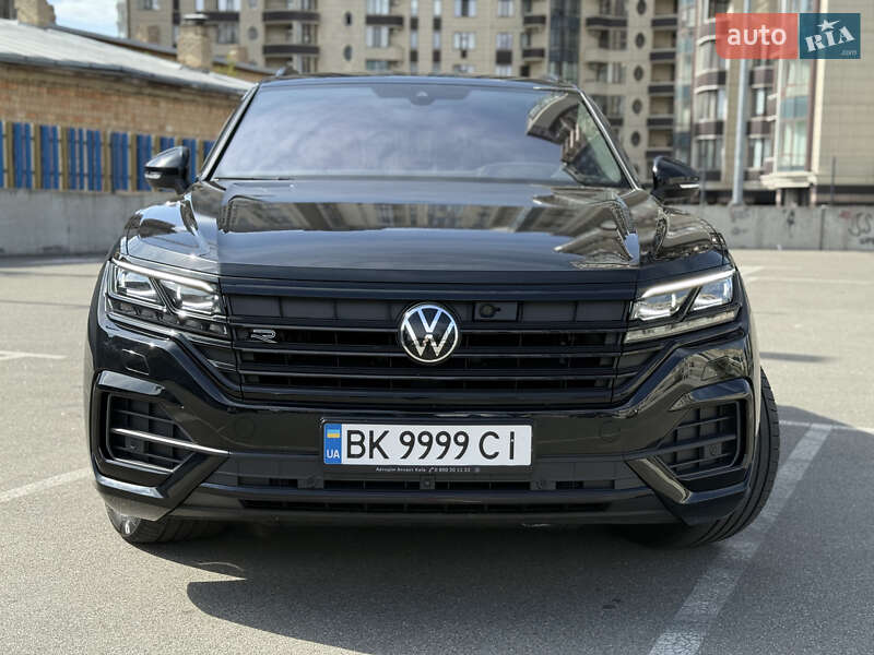 Позашляховик / Кросовер Volkswagen Touareg 2023 в Києві
