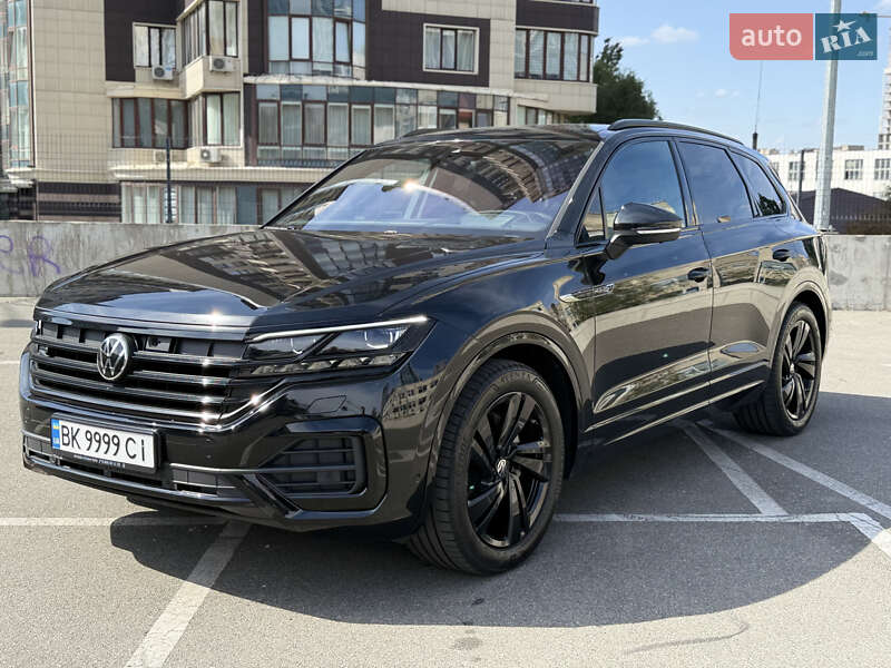 Позашляховик / Кросовер Volkswagen Touareg 2023 в Києві