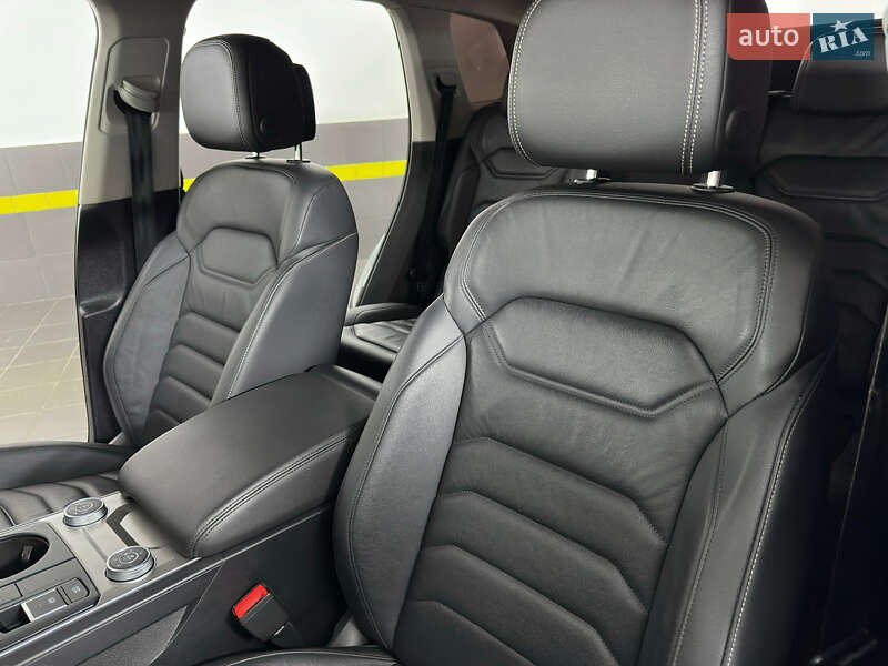 Позашляховик / Кросовер Volkswagen Touareg 2019 в Козятині фото 58 Позашляховик / Кросовер Volkswagen Touareg 2019 в Козятині