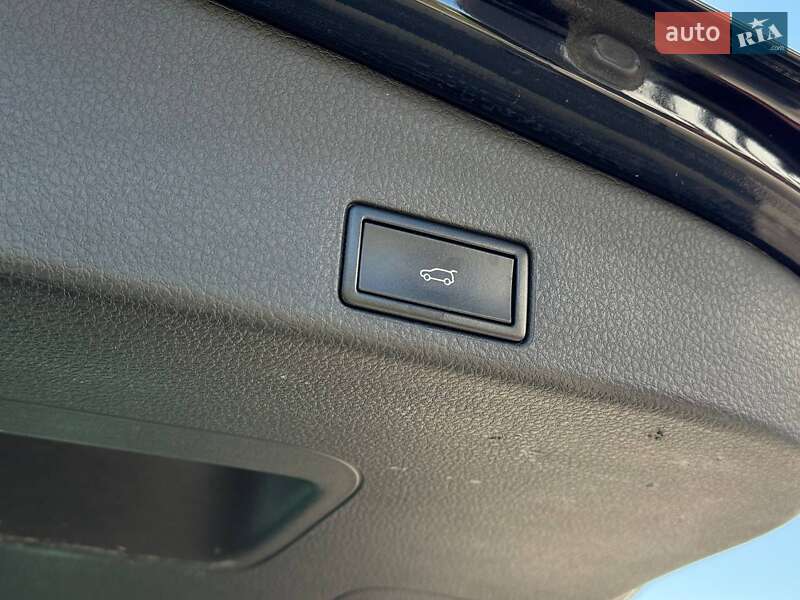 Внедорожник / Кроссовер Volkswagen Touareg 2014 в Каменец-Подольском фото 14 Внедорожник / Кроссовер Volkswagen Touareg 2014 в Каменец-Подольском