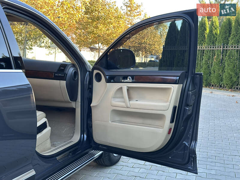 Позашляховик / Кросовер Volkswagen Touareg 2008 в Одесі фото 44 Позашляховик / Кросовер Volkswagen Touareg 2008 в Одесі