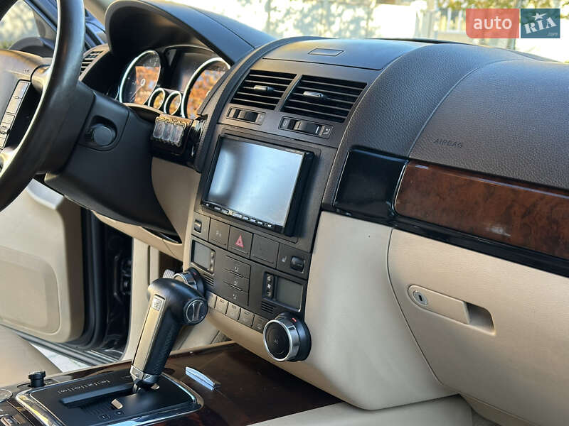 Позашляховик / Кросовер Volkswagen Touareg 2008 в Одесі фото 49 Позашляховик / Кросовер Volkswagen Touareg 2008 в Одесі