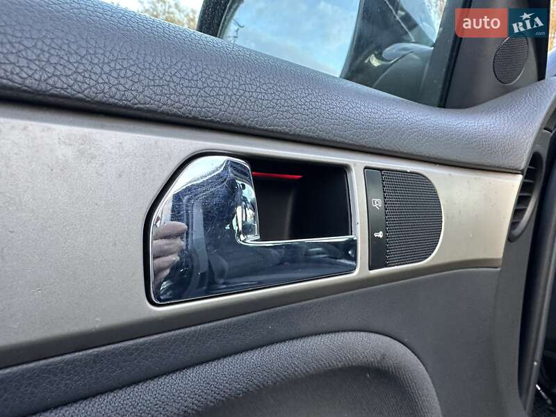 Внедорожник / Кроссовер Volkswagen Touareg 2008 в Хмельницком