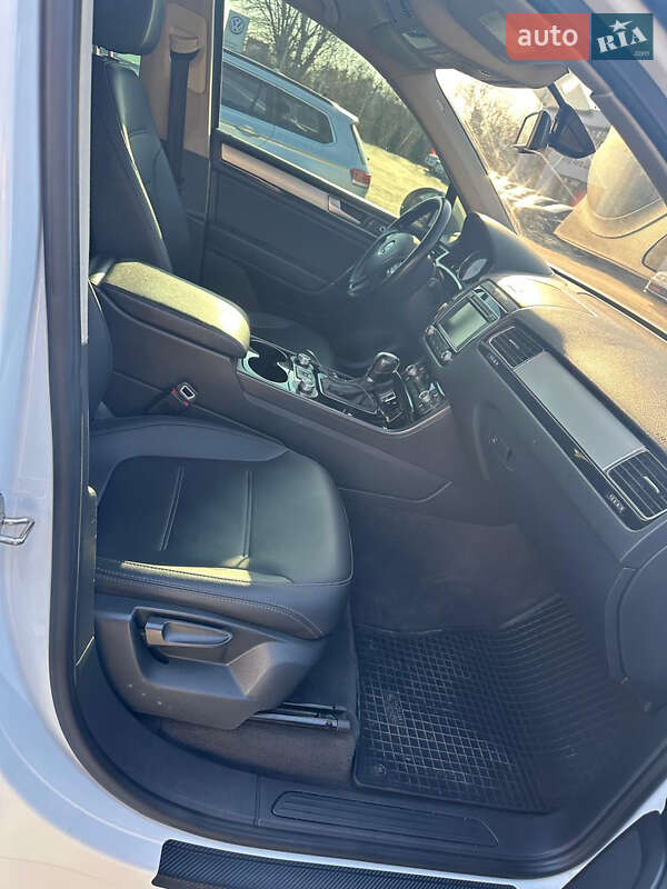 Позашляховик / Кросовер Volkswagen Touareg 2015 в Житомирі фото 10 Позашляховик / Кросовер Volkswagen Touareg 2015 в Житомирі