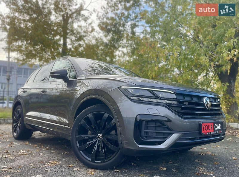 Внедорожник / Кроссовер Volkswagen Touareg 2022 в Киеве