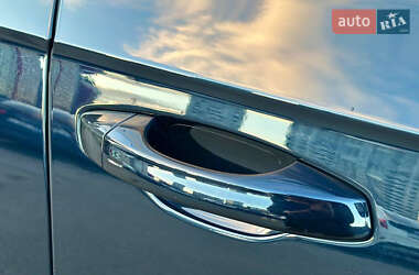 Внедорожник / Кроссовер Volkswagen Touareg 2021 в 