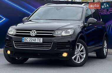 Позашляховик / Кросовер Volkswagen Touareg 2012 в Запоріжжі