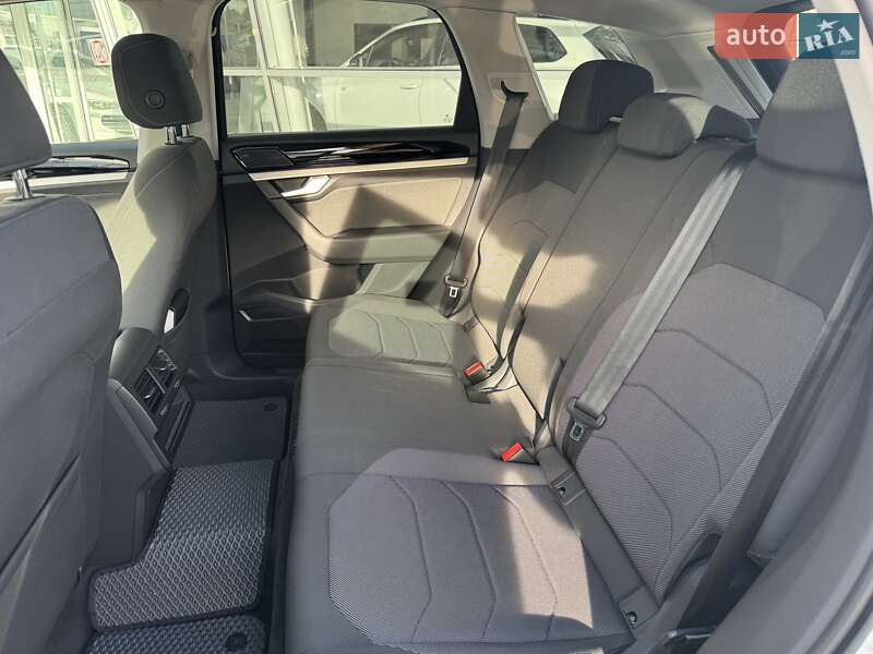 Позашляховик / Кросовер Volkswagen Touareg 2020 в Чернівцях фото 19 Позашляховик / Кросовер Volkswagen Touareg 2020 в Чернівцях