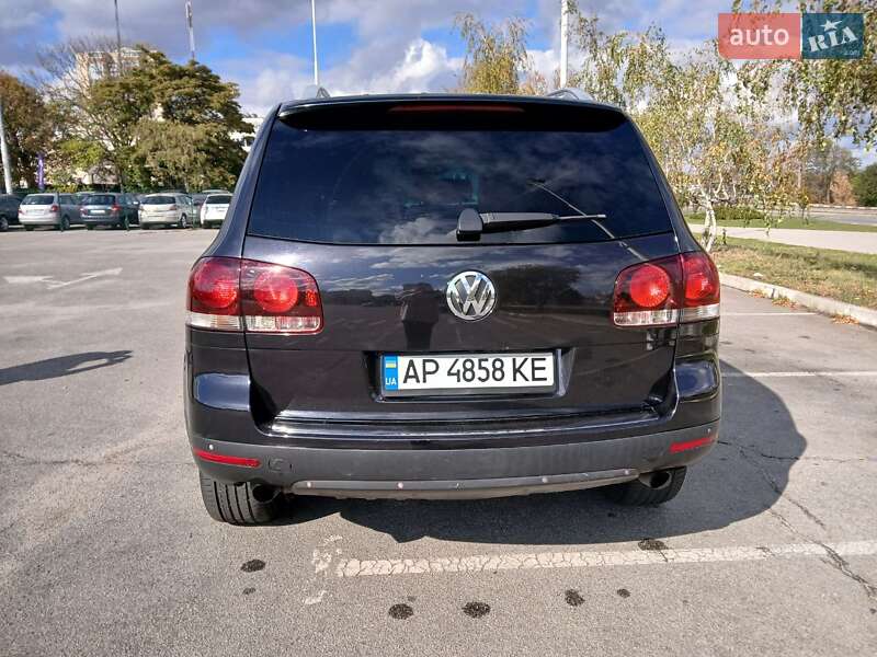 Позашляховик / Кросовер Volkswagen Touareg 2007 в Запоріжжі