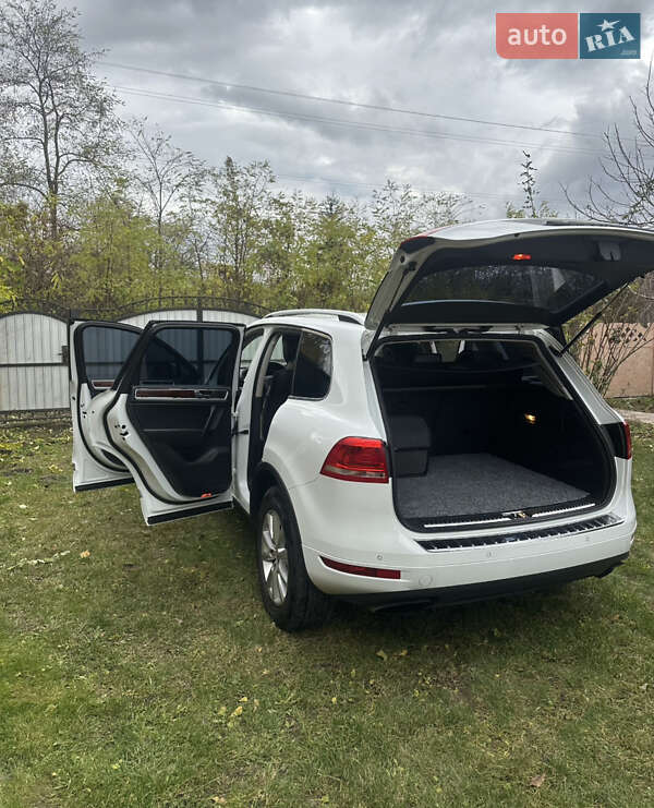 Внедорожник / Кроссовер Volkswagen Touareg 2012 в Чернигове фото 2 Внедорожник / Кроссовер Volkswagen Touareg 2012 в Чернигове