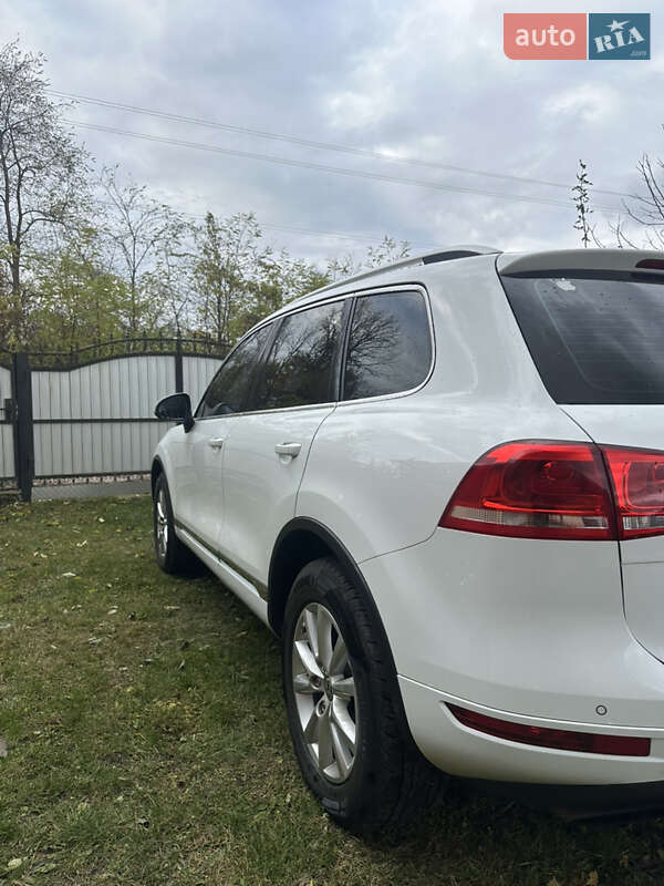 Внедорожник / Кроссовер Volkswagen Touareg 2012 в Чернигове фото 15 Внедорожник / Кроссовер Volkswagen Touareg 2012 в Чернигове